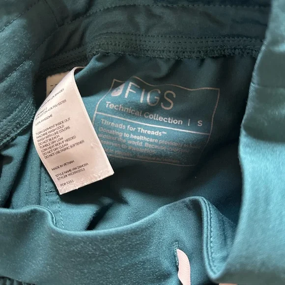 FIGS Zamora Jogger Scrub Pant - Picture 4 of 4